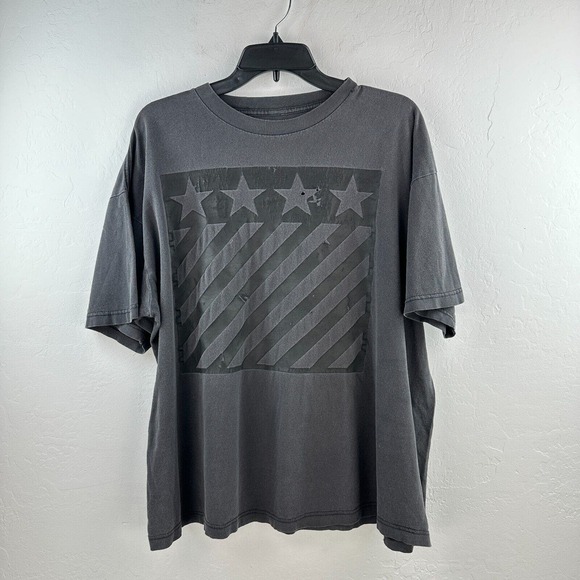Locked &‎ Loaded T-shirt Mens XL Black Gray Graphic Tee Short Sleeve Distressed - Picture 1 of 8